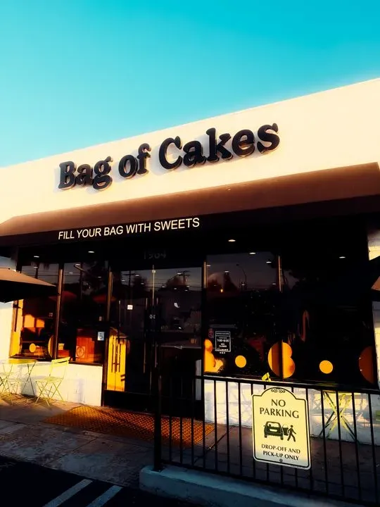 Bag of Cakes’